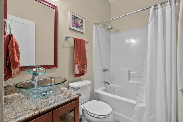 4022 Wedgewood Drive, Cedar Falls, IA 50613