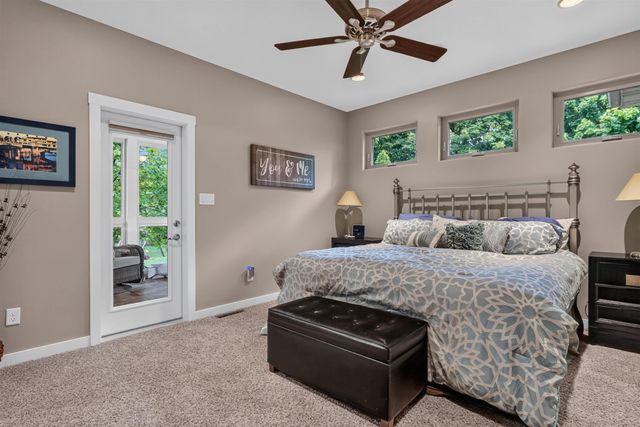 4022 Wedgewood Drive, Cedar Falls, IA 50613