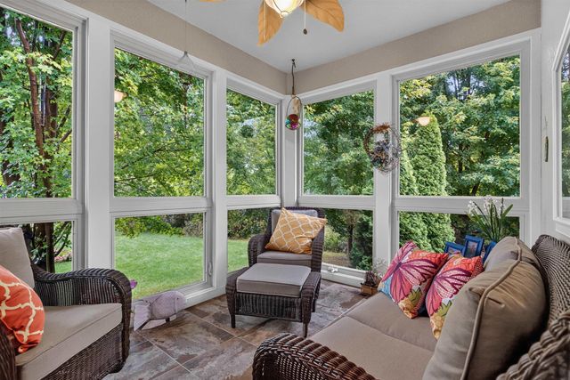 4022 Wedgewood Drive, Cedar Falls, IA 50613