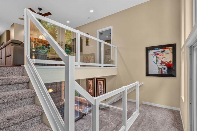 4022 Wedgewood Drive, Cedar Falls, IA 50613