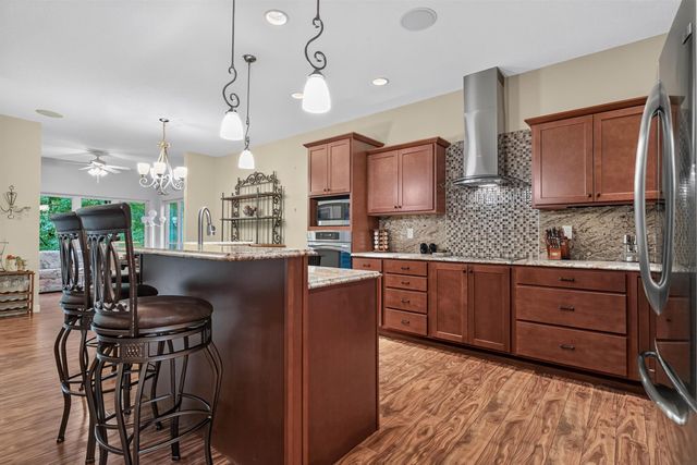 4022 Wedgewood Drive, Cedar Falls, IA 50613