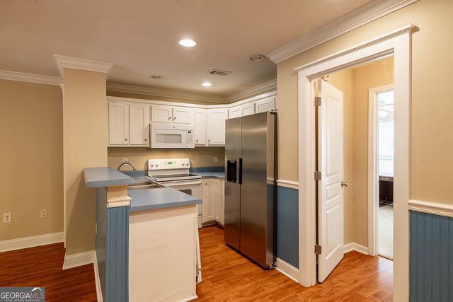 490 Barnett Shoals Road 816, Athens, GA 30605