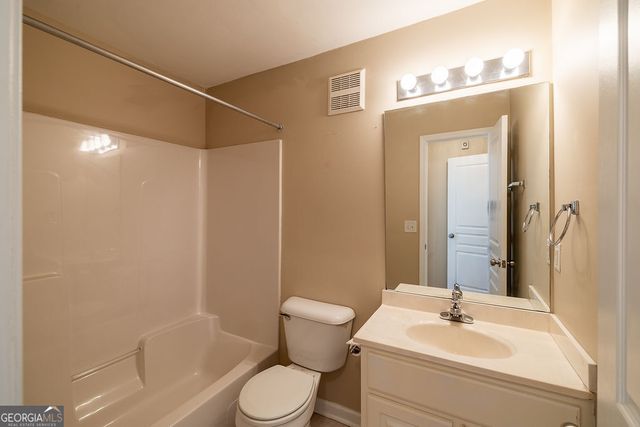 490 Barnett Shoals Road 816, Athens, GA 30605