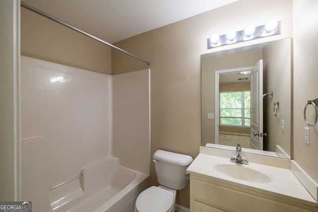 490 Barnett Shoals Road 816, Athens, GA 30605