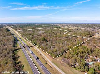 24142 I-20 W, Lindale, TX 75771