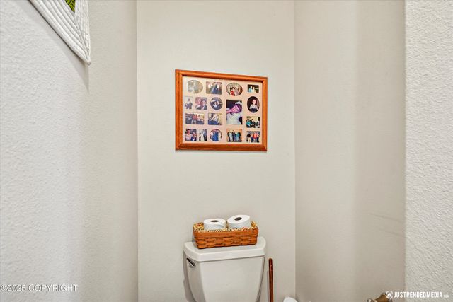 8540 Solar Drive, Anchorage, AK 99507