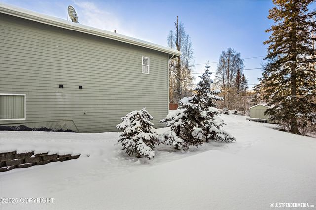 8540 Solar Drive, Anchorage, AK 99507