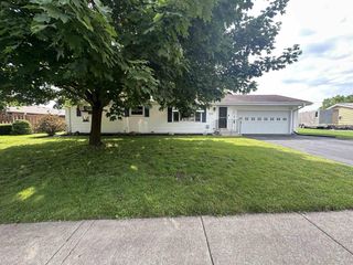 506 E FOREST STREET, Black Creek, WI 54106