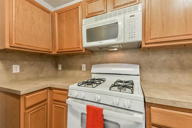 4938 Winding View Lane, Humble, TX 77346