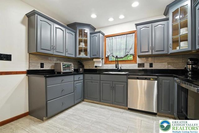 190 Sandlewood Drive, Stroud Twp, PA 18301