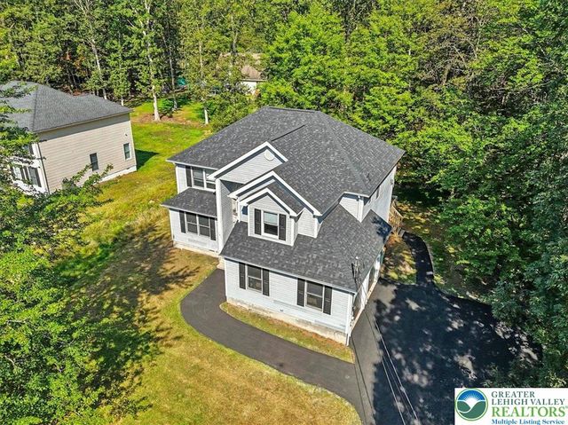 190 Sandlewood Drive, Stroud Twp, PA 18301