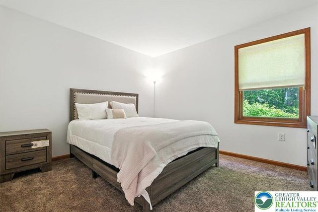 190 Sandlewood Drive, Stroud Twp, PA 18301