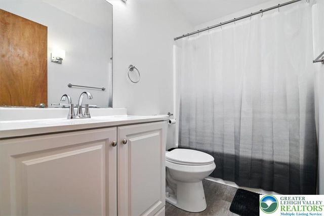 190 Sandlewood Drive, Stroud Twp, PA 18301