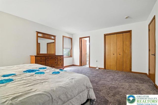 190 Sandlewood Drive, Stroud Twp, PA 18301