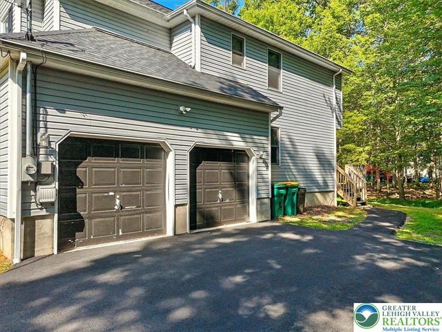 190 Sandlewood Drive, Stroud Twp, PA 18301