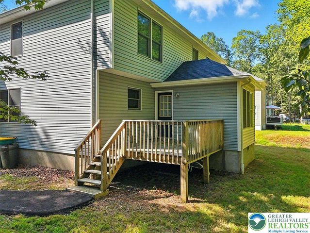 190 Sandlewood Drive, Stroud Twp, PA 18301