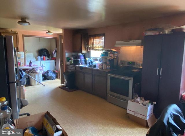 656 NOTTINGHAM DR, Vineland, NJ 08360