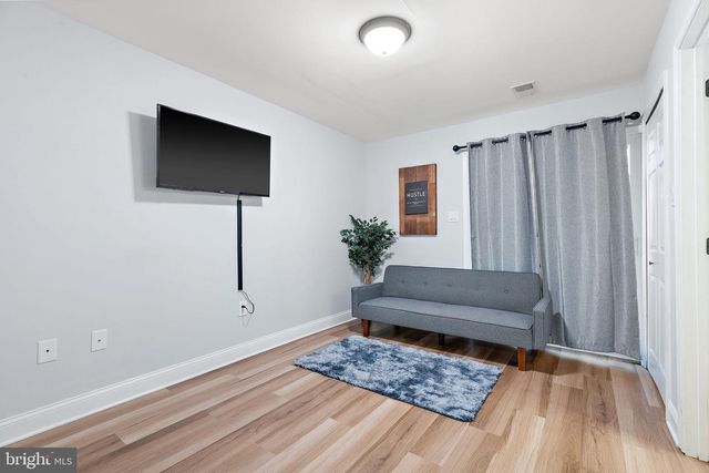 602 HAWLEY ST, Wilmington, DE 19805