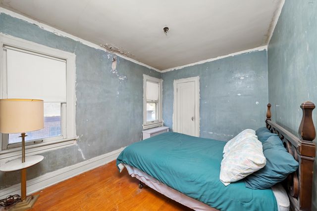 7857 45th Place, Lyons, IL 60534