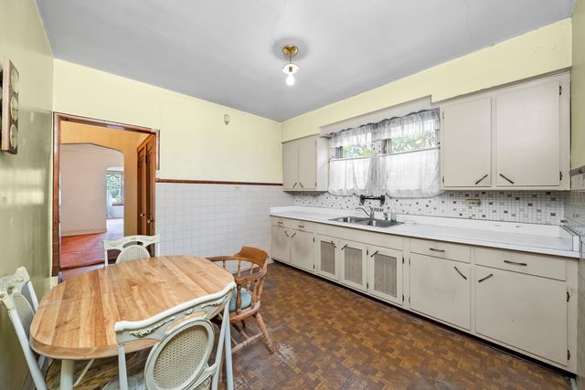 7857 45th Place, Lyons, IL 60534