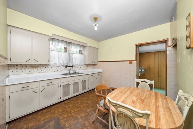 7857 45th Place, Lyons, IL 60534