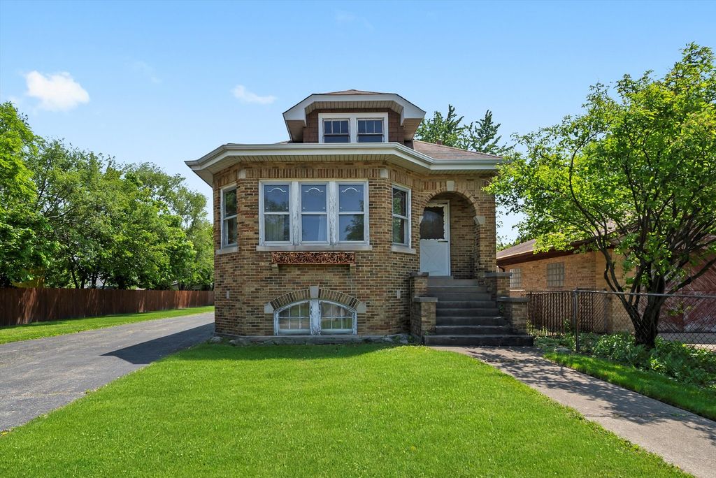 7857 45th Place, Lyons, IL 60534