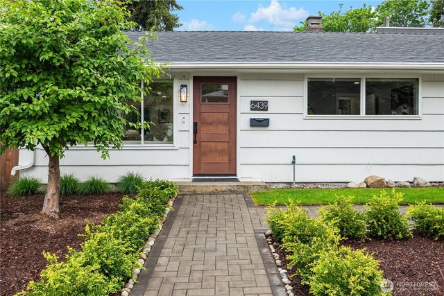 6439 Marshall Avenue SW, Seattle, WA 98136