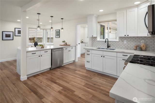 6439 Marshall Avenue SW, Seattle, WA 98136