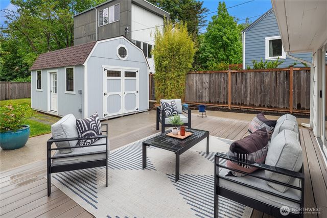 6439 Marshall Avenue SW, Seattle, WA 98136