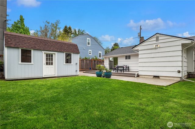 6439 Marshall Avenue SW, Seattle, WA 98136