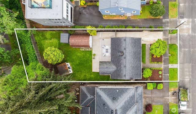 6439 Marshall Avenue SW, Seattle, WA 98136