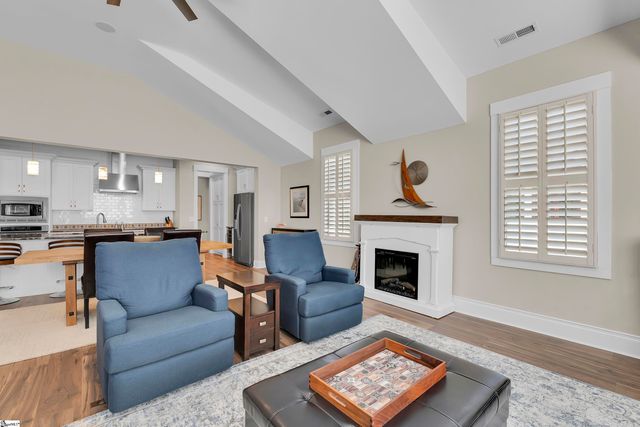 106 W Park Avenue, Greenville, SC 29601