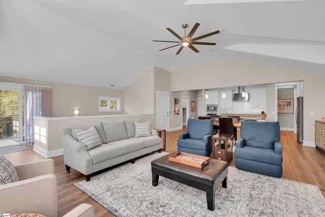 106 W Park Avenue, Greenville, SC 29601