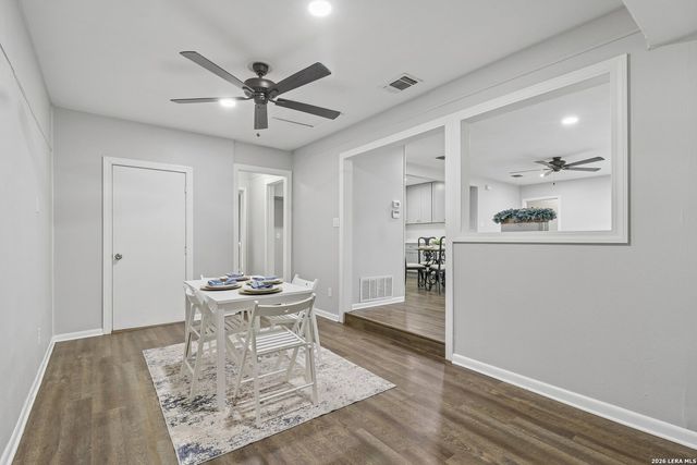 623 Weizmann St, San Antonio, TX 78213