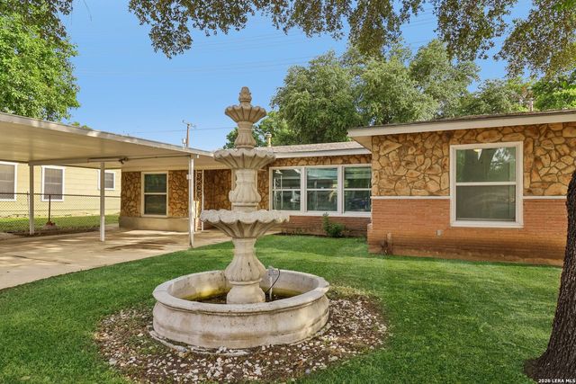 623 Weizmann St, San Antonio, TX 78213