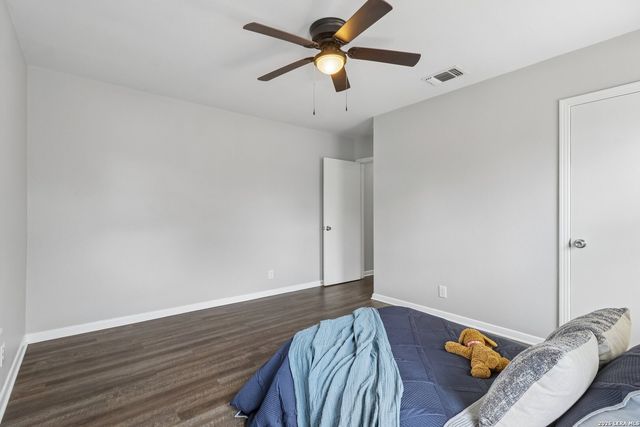 623 Weizmann St, San Antonio, TX 78213