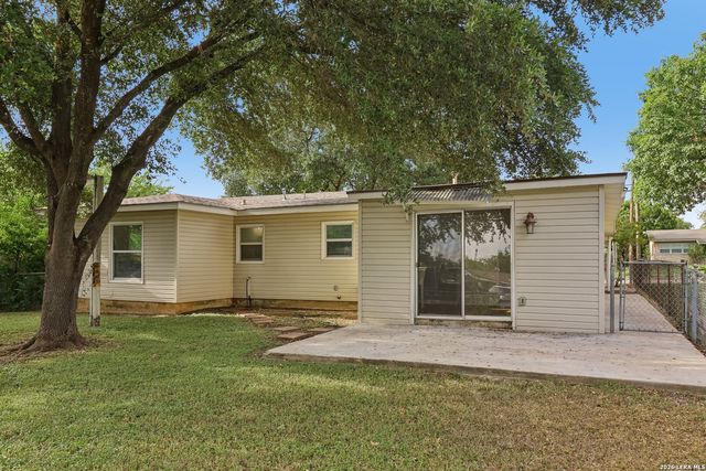 623 Weizmann St, San Antonio, TX 78213