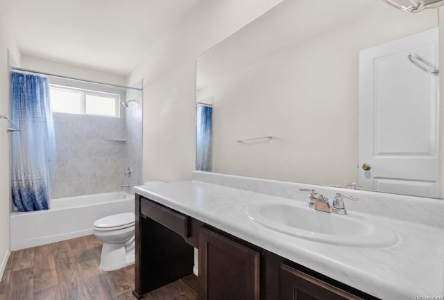 8242 Blue Canal, San Antonio, TX 78244