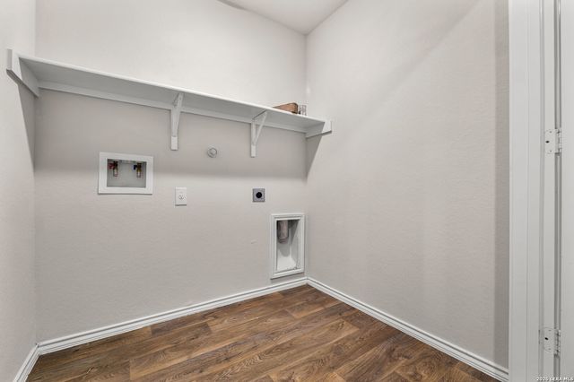 8242 Blue Canal, San Antonio, TX 78244
