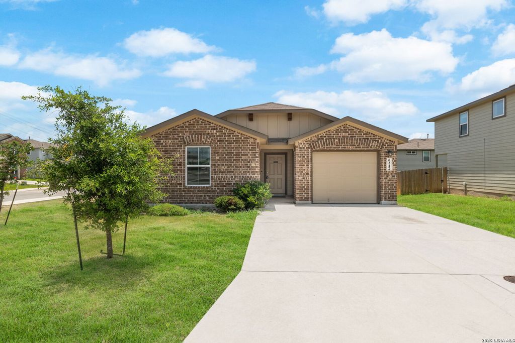 8242 Blue Canal, San Antonio, TX 78244