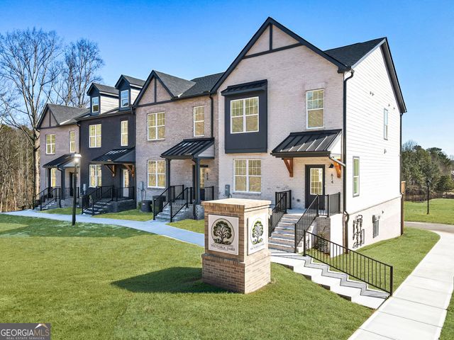 634 Oakleaf Grove Lane, Sugar Hill, GA 30518