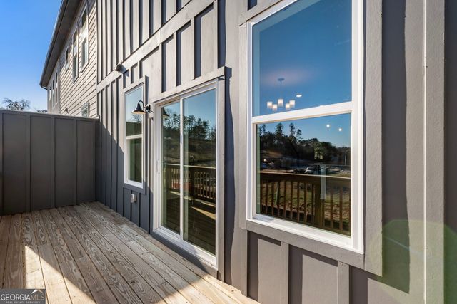 634 Oakleaf Grove Lane, Sugar Hill, GA 30518