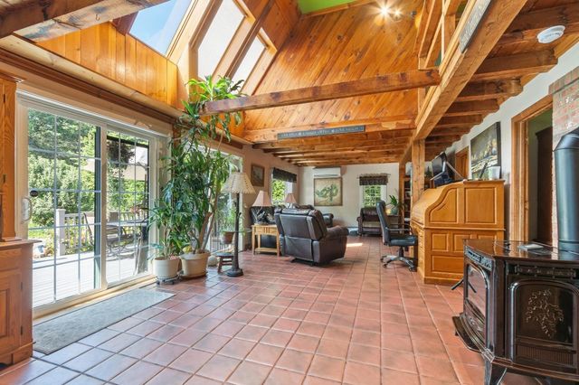 152 Ellis Rd, Westminster, MA 01473