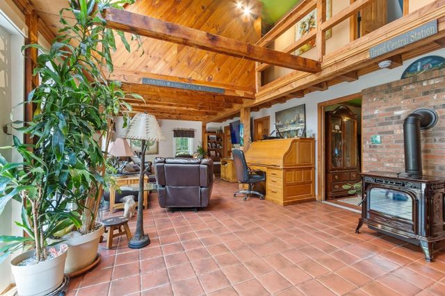 152 Ellis Rd, Westminster, MA 01473