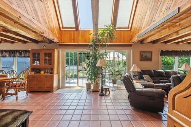 152 Ellis Rd, Westminster, MA 01473