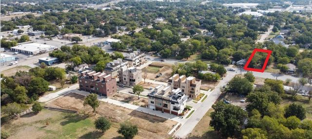513 S Sylvania Avenue, Fort Worth, TX 76111