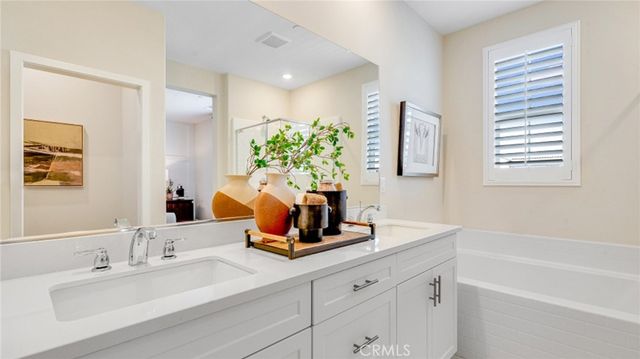 2881 E Amberley Privado, Ontario, CA 91762