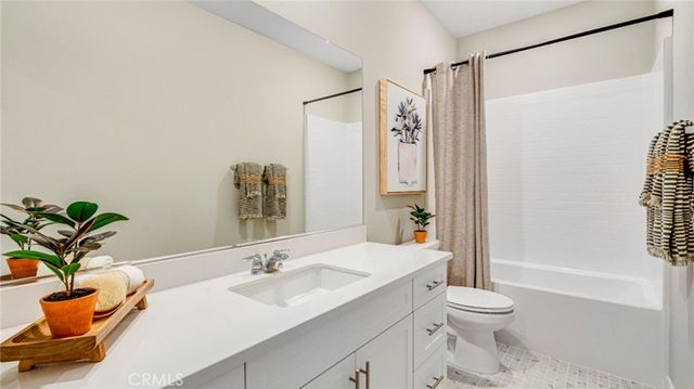 2881 E Amberley Privado, Ontario, CA 91762