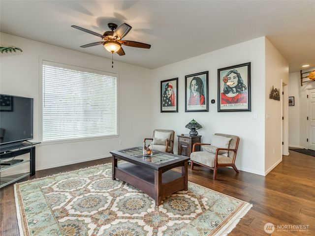 126 Stone Court, Kalama, WA 98625