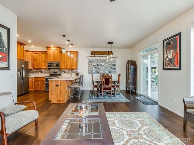 126 Stone Court, Kalama, WA 98625